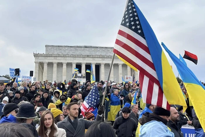 A large rally in support of Ukraine