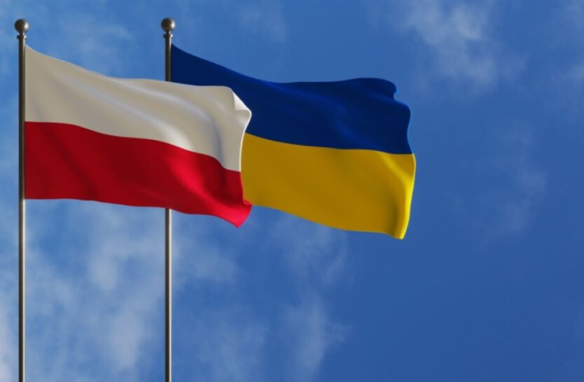 Photo of the EU presidency with the Polish flag, supporting Ukraine