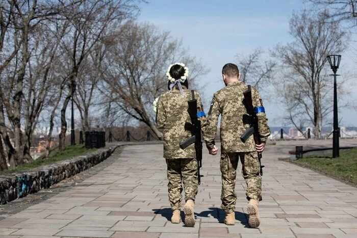Online wedding service for military personnel