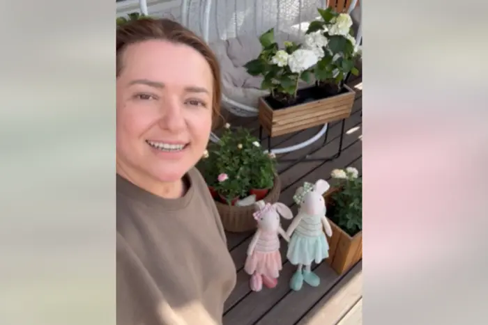 Natalia Mogilevskaya zeigte, wie sie sich mit ihren Töchtern auf Ostern vorbereitete: rührendes Video