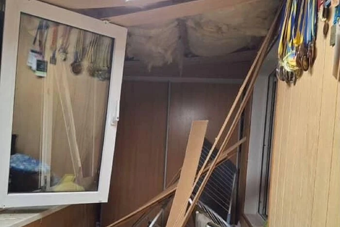 Дім чемпіонки з плавання під обстрілом