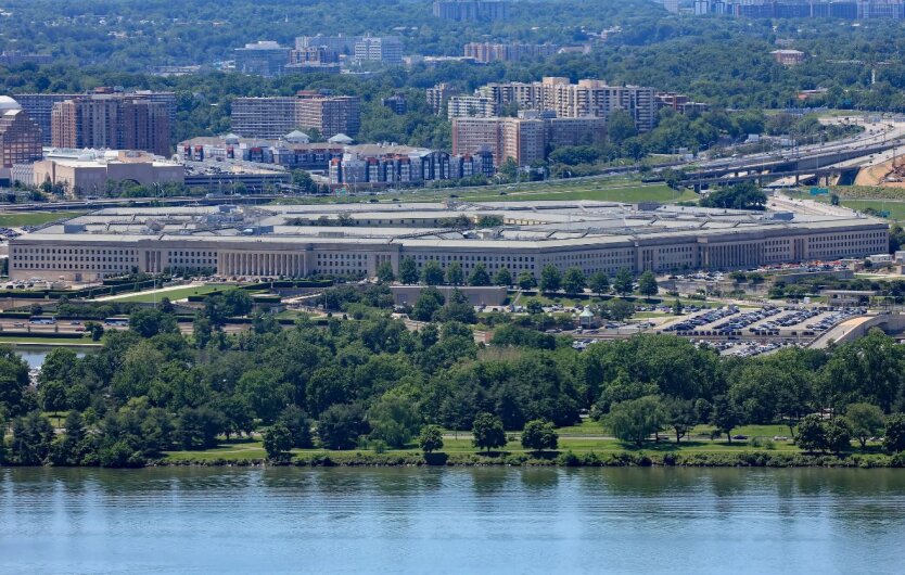 Pentagon: three officials dismissed over allegations