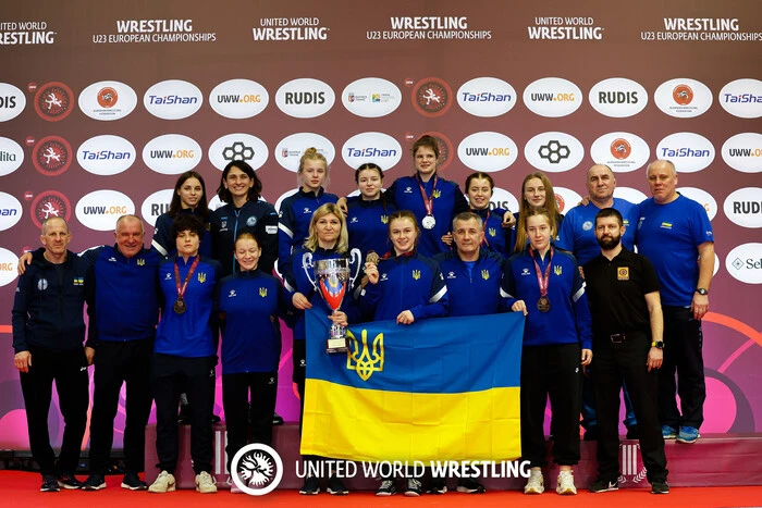 Die Ukraine belegte den zweiten Platz in der Teamwertung der Europameisterschaft (U23) im Frauenringen