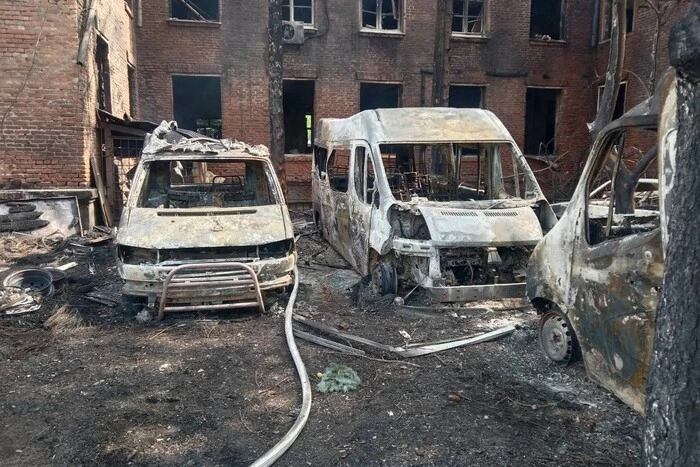 Die Russen haben die Basis der 'Hospitaliers' in Pawlograd zerstört