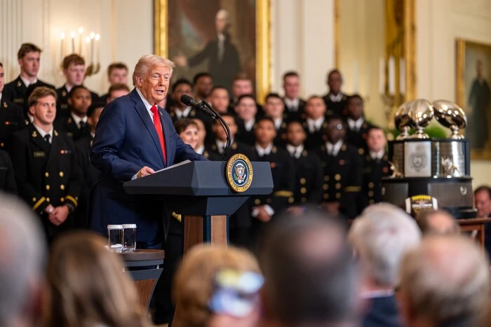 Trump opublikował prowokacyjne wielkanocne życzenia