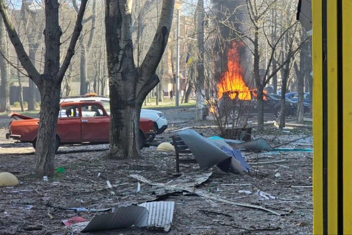 Russia's attack on Kherson: fighters and victims