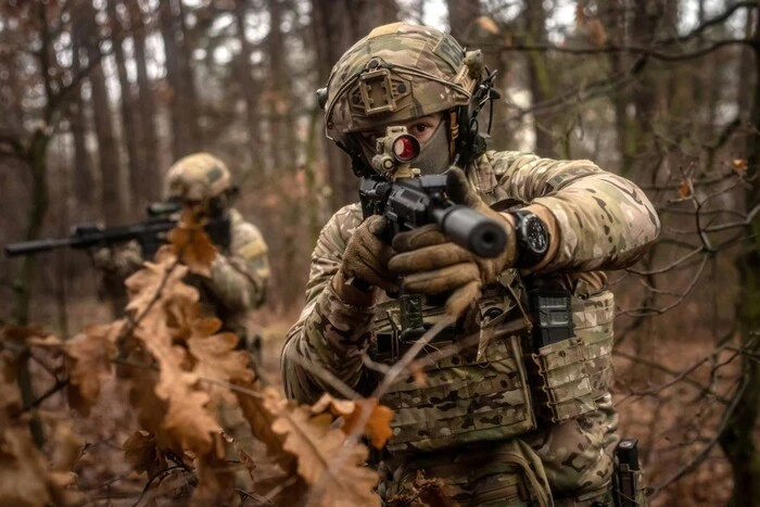 Die ukrainischen Streitkräfte haben verlorene Positionen in der Nähe von Swatowe wiederhergestellt, während der Feind in der Region Kursk und in mehreren anderen Richtungen vorrückt.