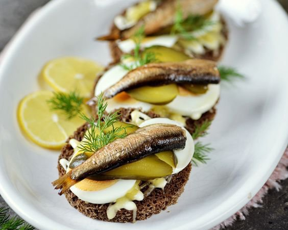 Sprat recipe in tea brew