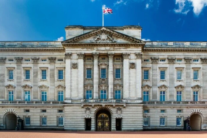 Buckingham Palace zostanie zamknięty na trzyletnią renowację – The Times