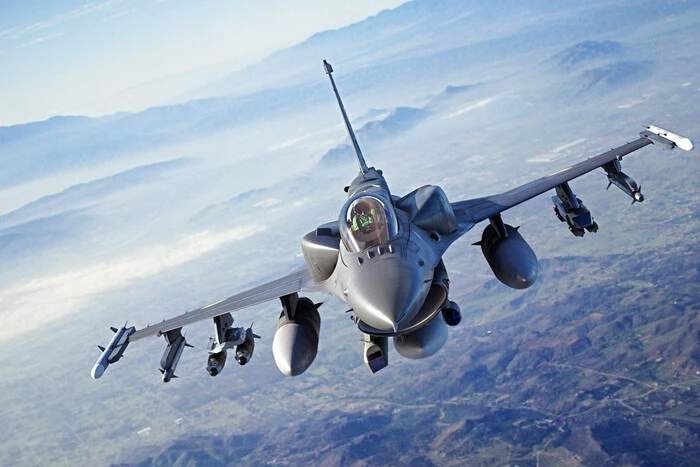 F-16 for Ukraine, training of pilots in Britain