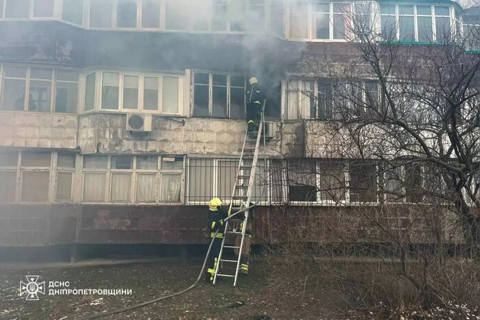 Чоловік з опіками під час пожежі