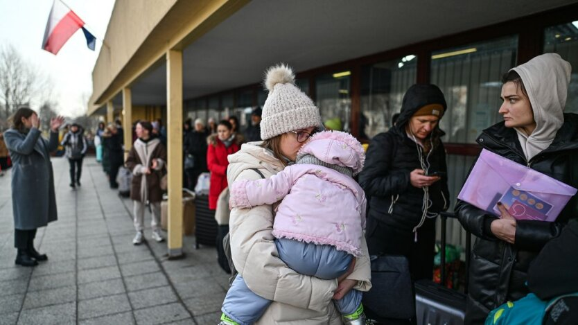 Ukrainian refugees in Poland may lose UKR status