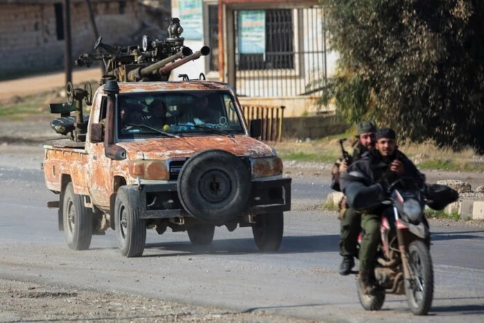 Die Rebellen in Syrien haben die zweitgrößte Stadt des Landes unter Kontrolle genommen