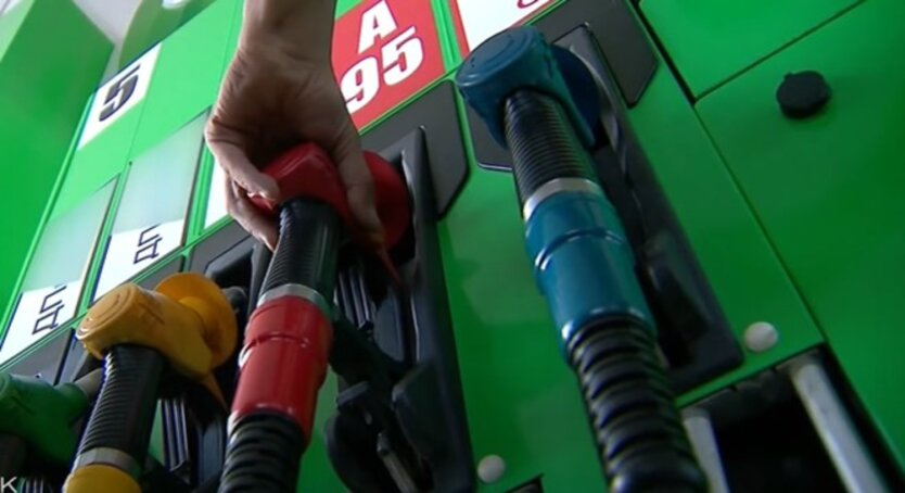 Gas stations - fuel price increase