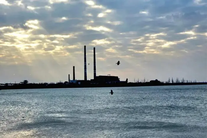 Пошкоджена гребля на Курахівському водосховищі