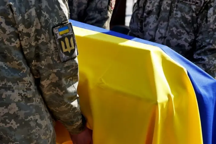 Ukraine returns bodies of fallen defenders