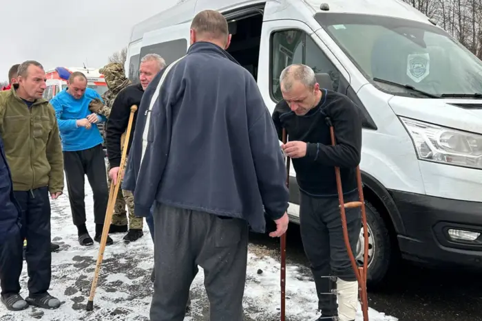 Rückkehr der gefangenen Verteidiger, Besuch von Selenskyj in Polen. Hauptsache am 15. Januar