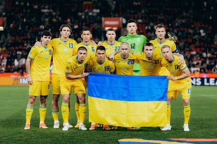 Die Ukraine ist nach zwei aufeinanderfolgenden Niederlagen im FIFA-Ranking um einen Platz gestiegen