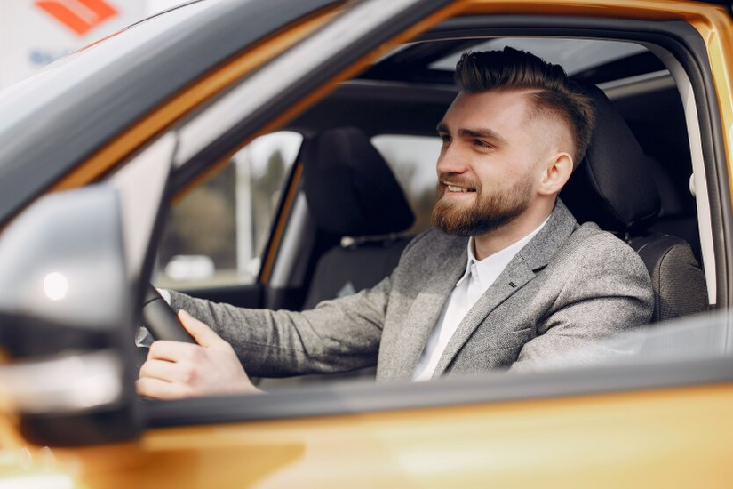 Fahrern wurde erinnert, welche Funktion im Auto bei Regen oder Schnee ausgeschaltet werden muss