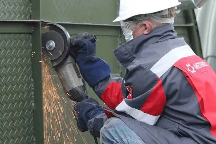 Metinvest has delivered shelters to the front