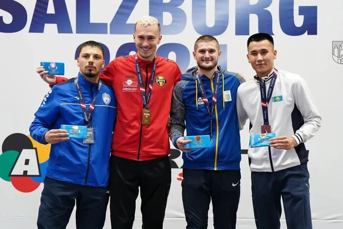 Ukrainian karate fighters with three medals