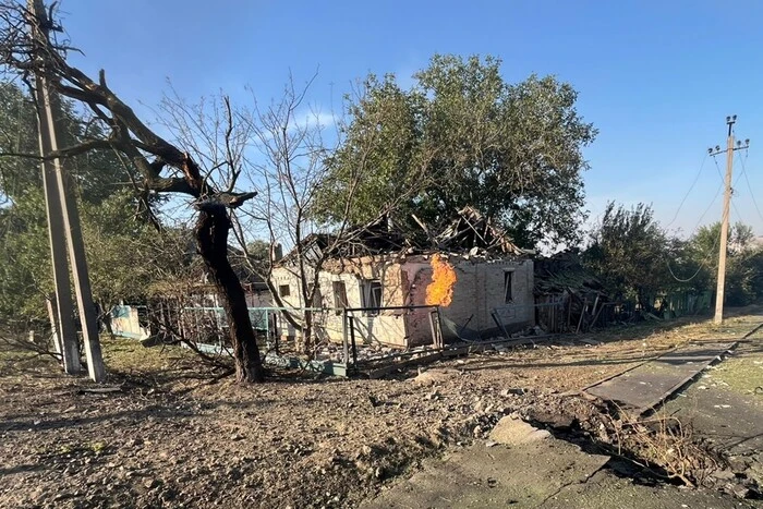 Attack on volunteers' car in Donbas