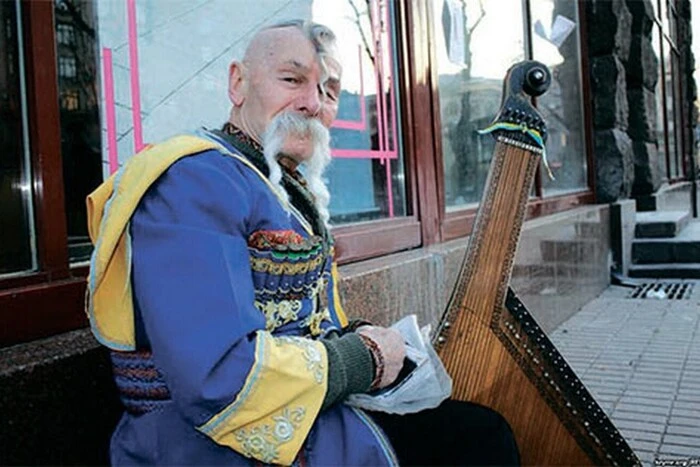 Photo of Ostap Kindratchuk, Ukrainian bandurist