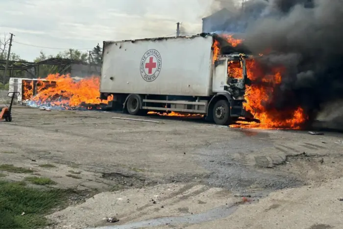 Red Cross vehicles shelled by Russia