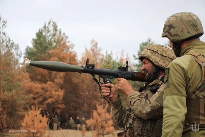 Der Fallschirmjäger sprach über das seltsame Verhalten des Feindes in der Region Kursk