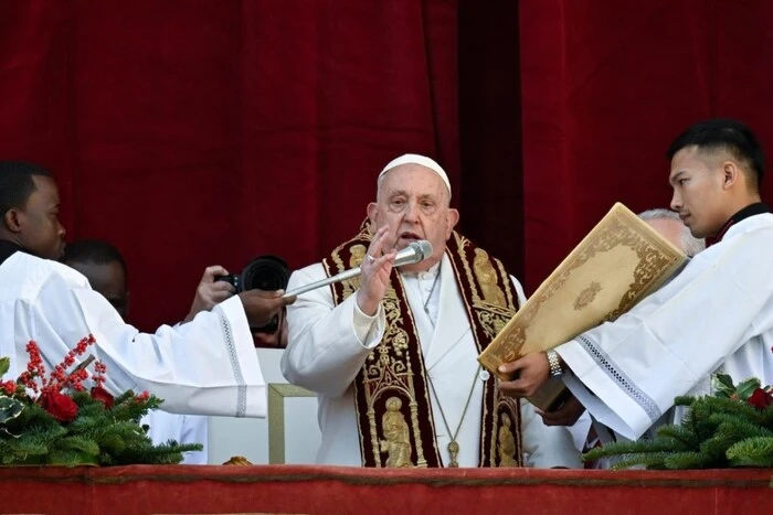 Pope Francis calls for the disarmament in Ukraine