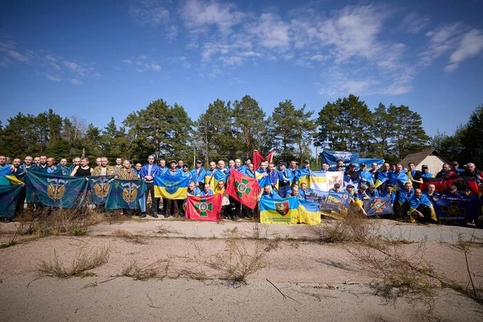 Drei ukrainische Sportler kehren nach Hause zurück