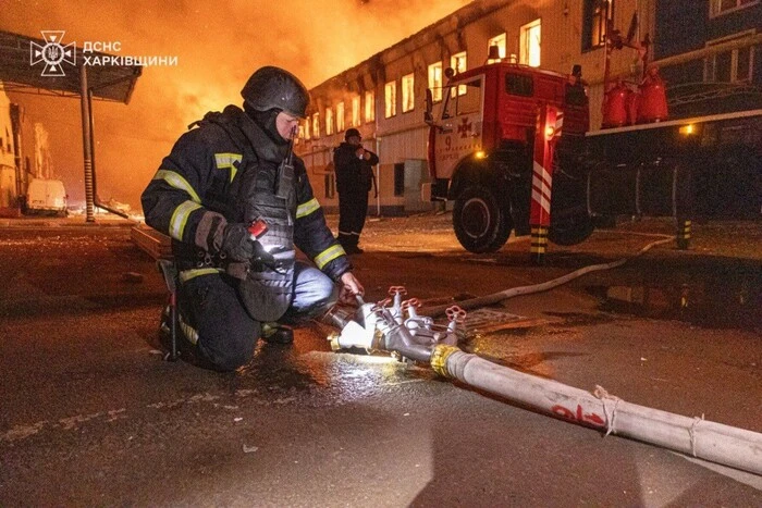 „Shaheedi” zaatakowali rurę gazową w Charkowie: ratownicy pokazali skutki (zdjęcia, wideo)