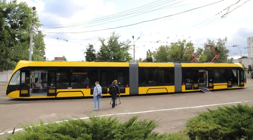 Co jest nie tak z Kijowem? Ekspert wyjaśnił, jak mieszkanie i praca na różnych brzegach przekształciły życie stolicy w piekło