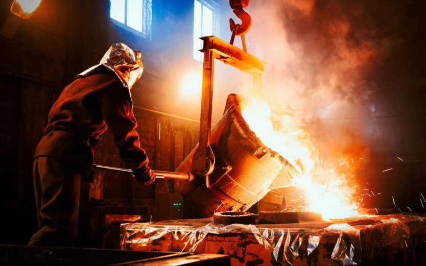 expert gives forecast for revival of steel industry