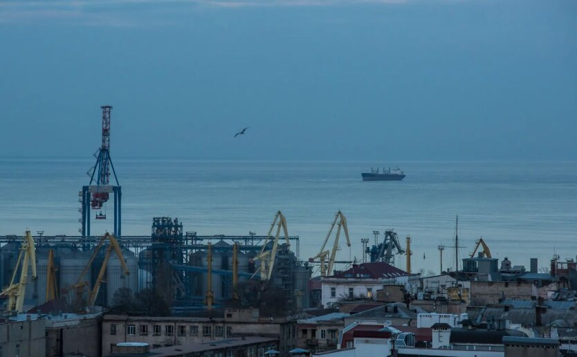 Image of a port in Ukraine