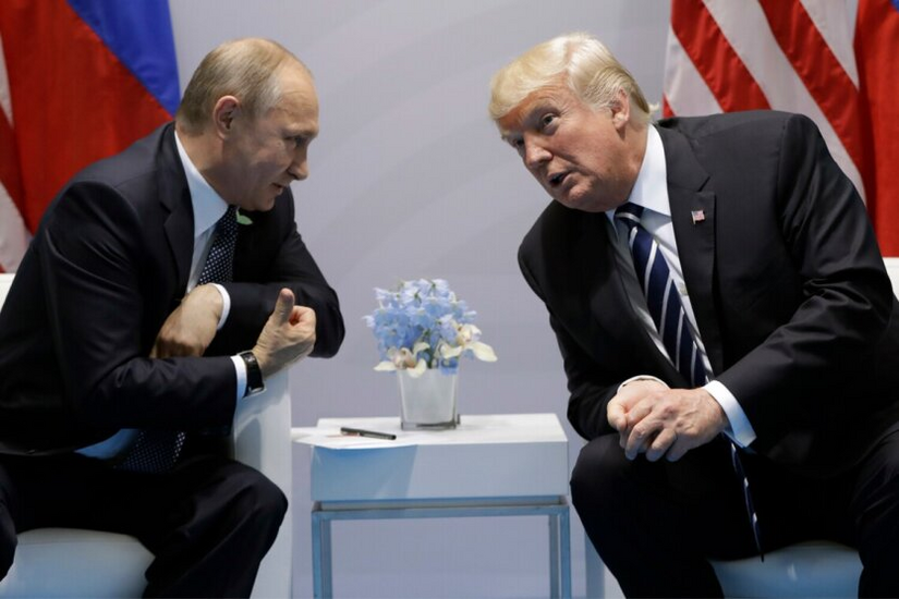 Trump and Putin at the meeting