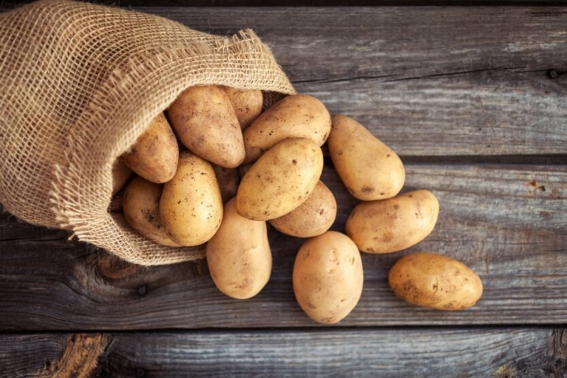 Von 28 bis 40 Hrywnja: Wie sich die Kartoffelpreise in den Ketten Auchan und Megamarket verändert haben