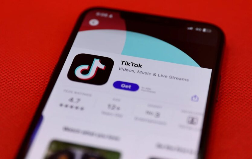 Маск розмірковує про купівлю TikTok