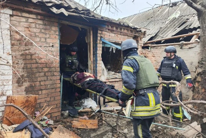 Artillery attack by Russians on Nikopol