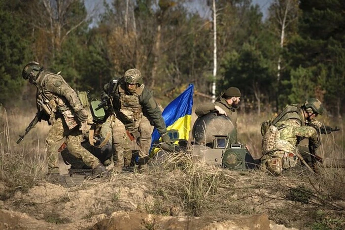 Бої на фронті досі тривають