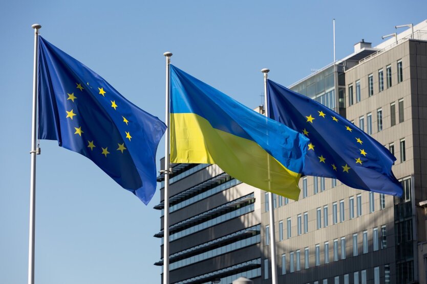 Bloomberg: Die EU bereitet Militärhilfe für die Ukraine in Rekordhöhe vor