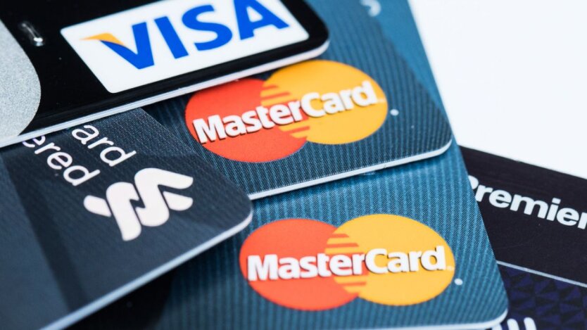 Massiver Ausfall von Visa und MasterCard - Zahlungen und Überweisungen funktionieren nicht: Was monobank und PrivatBank sagen