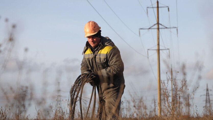 Ukrenergie hat vor Stromausfällen am 21. Februar gewarnt: Wer von den Einschränkungen betroffen ist