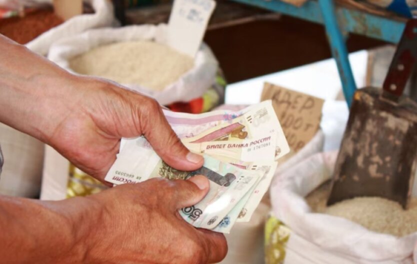 Карта Центральной Азии с стоковыми валютами оранжевого и зеленого цвета