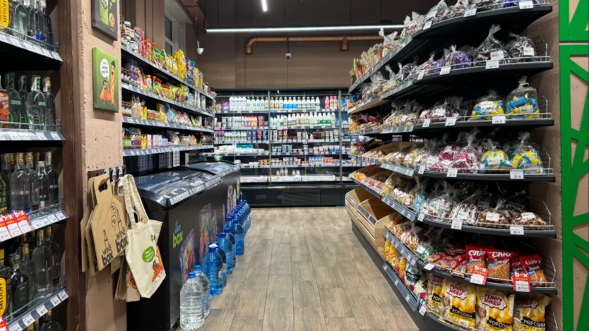 Image of an empty shelf in a supermarket