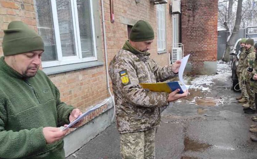Юрист объясняет нарушения прав украинцев