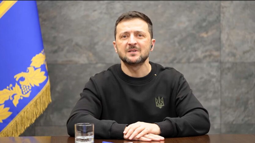 Zelensky and Poroshenko against the backdrop of charitable funds